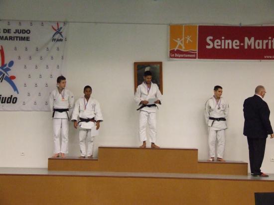 podium -55kg juniors