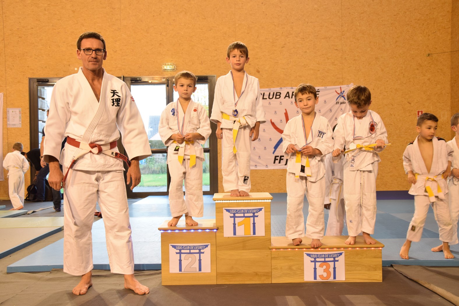 pré-poussins (20) (Copier)