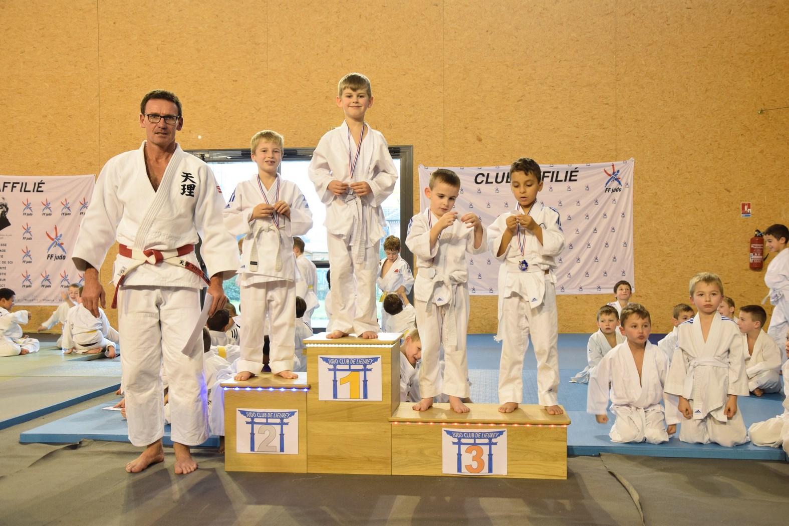 pré-poussins (33) (Copier)