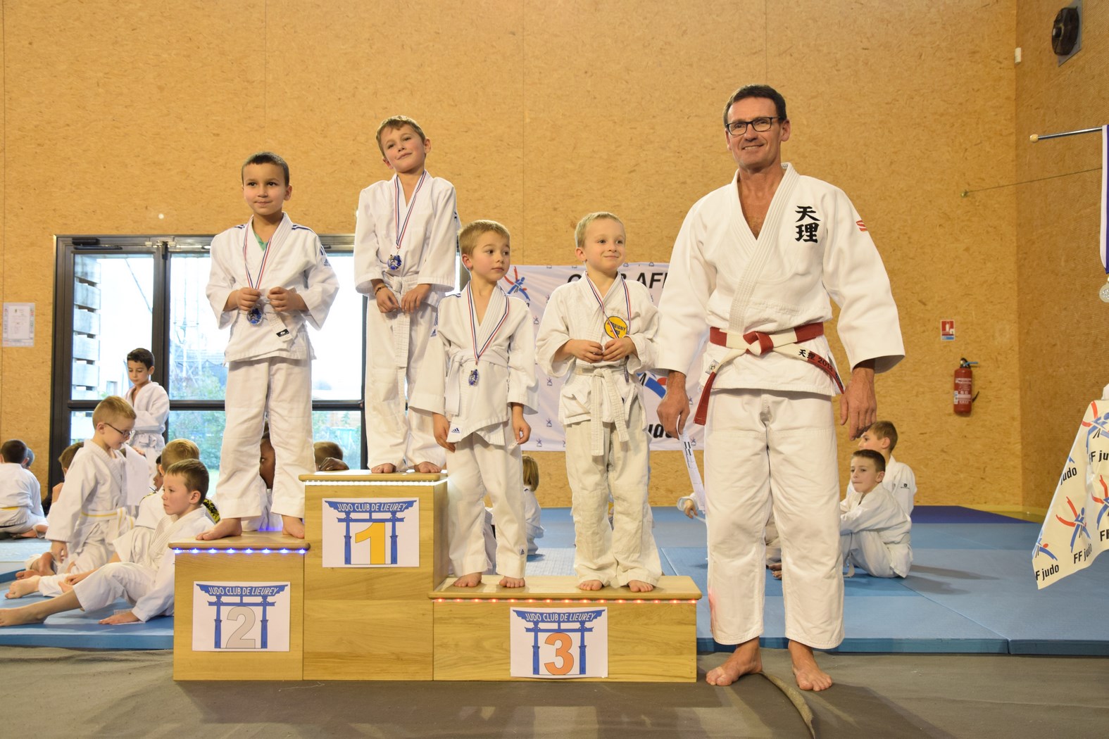 pré-poussins (35) (Copier)